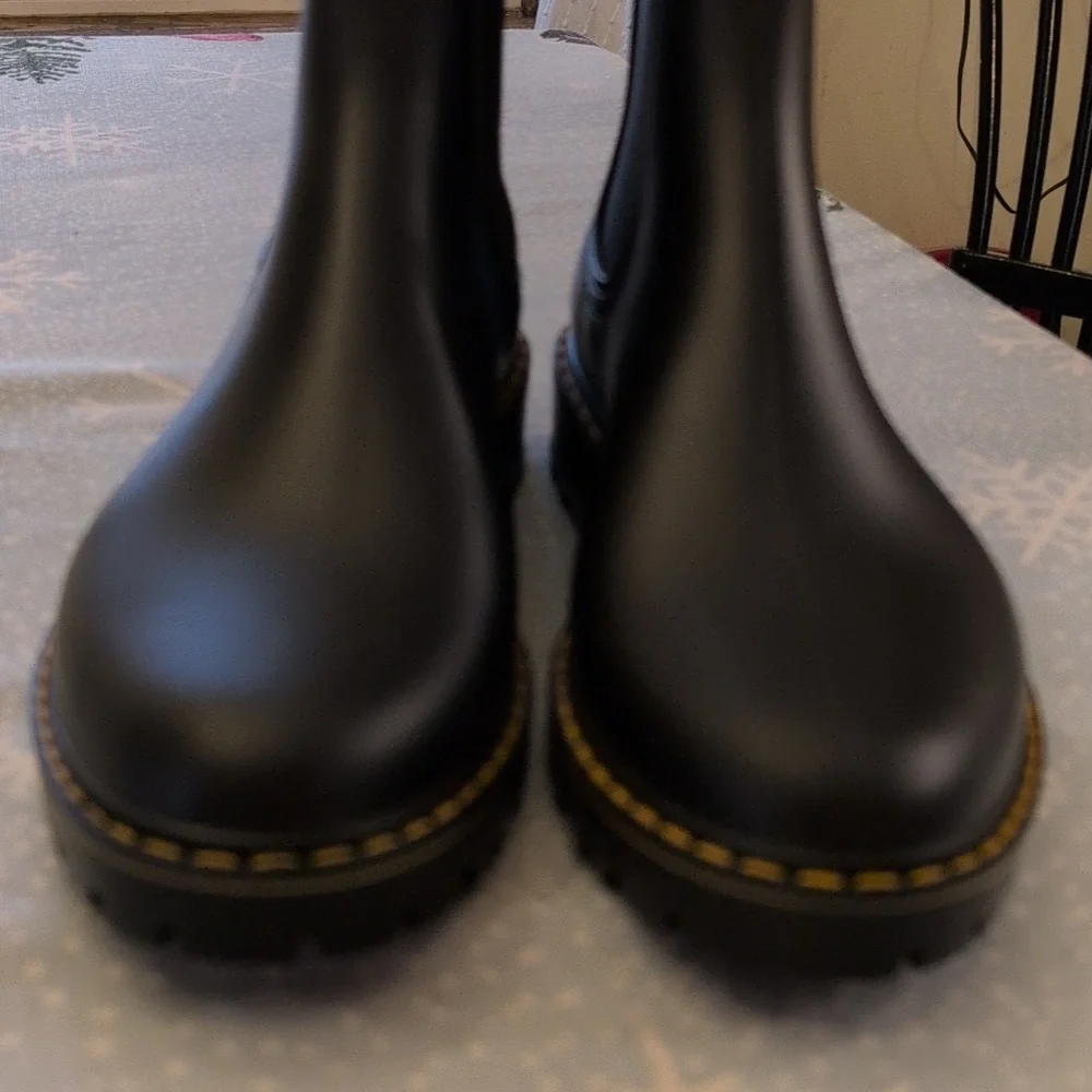 Igor Chelsea Rain Boots Waterproof Ankle‎ Booties Pull On Black Size 38 US 7.5 8 - Picture 2 of 6